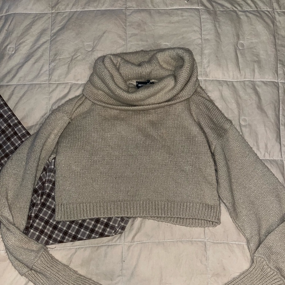 Pretty Little Thing Cropped Turtle Neck Sweater
